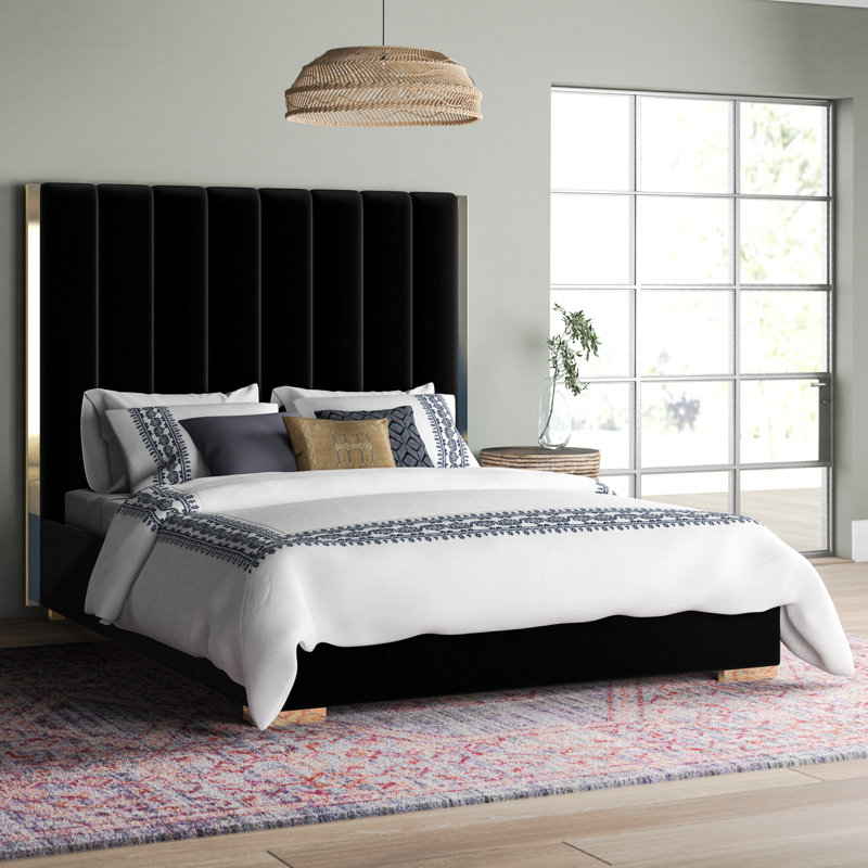 Mercer41 Aeliana Velvet Upholstered Platform Bed & Reviews Wayfair